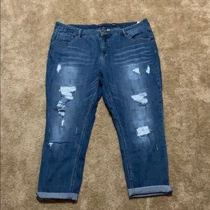 100% Cotton  Distressed Denim Capri